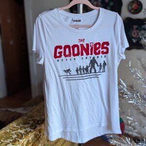 The Goonies Slouchy Tee XL